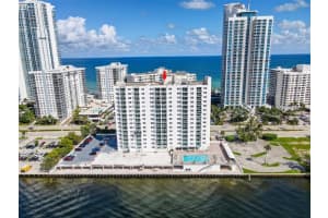 3000 S Ocean Dr   212, Hollywood, FL 33019 Sold 09/18/23
