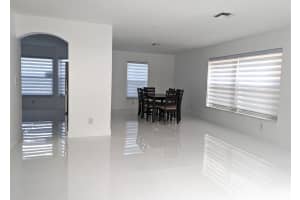 6104 NW 40th St, Coral Springs, FL 33067 Sold 11/13/23