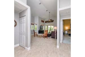 5045 NW 95th Dr, Coral Springs, FL 33076 Sold 10/05/23