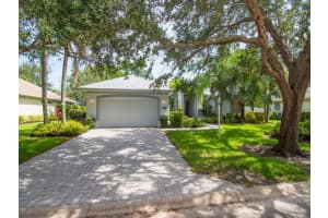 4170 SW Chardonnay Pl, Vero Beach, FL 32968 Sold 09/28/23
