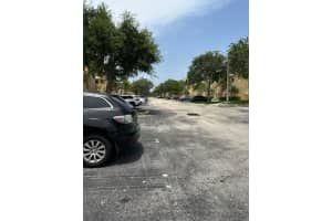 7830 NW 6th St   102, Pembroke Pines, FL 33024 Sold 10/13/23