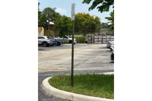 7830 NW 6th St   102, Pembroke Pines, FL 33024 Sold 10/13/23