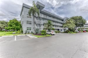 104  Royal Park Dr   4F, Oakland Park, FL 33309 Sold 09/26/23