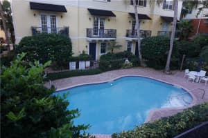 2295 NE 9th Ave, Wilton Manors, FL 33305 Sold 08/18/23