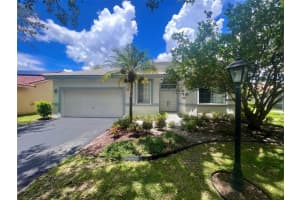 5721 NW 48th Ct, Coral Springs, FL 33067 Sold 09/06/23