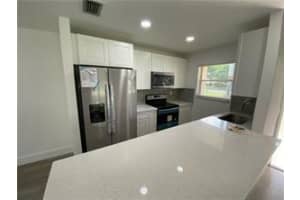 1022  Circle Dr, Delray Beach, FL 33445 Sold 01/04/24