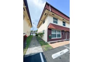 6521 SW 41st Ct, Davie, FL 33314 Sold 09/14/23