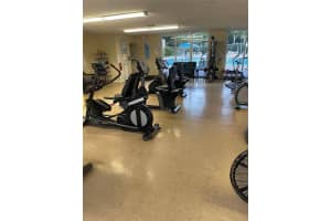 502 Davis Rd 7, Palm Springs, FL 33461 Sold 11/01/24