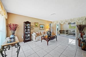 11710 NW 33rd St, Sunrise, FL 33323 Sold 09/11/23
