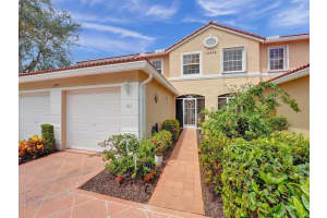 12446 Crystal Pointe Dr 101, Boynton Beach, FL 33437 Sold 02/28/24
