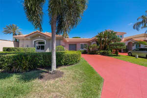 2318 NW 25th Way, Boca Raton, FL 33434 Sold 08/15/23