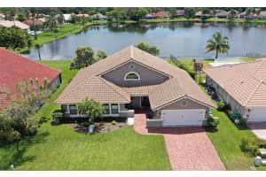 1540 W Oak Knoll Cir, Davie, FL 33324 Sold 09/12/23