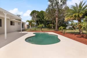 757 SW Bridgeport Dr, Port St Lucie, FL 34953 Sold 12/04/23