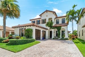 2657 NW 84th Way, Pembroke Pines, FL 33024 Sold 11/29/23