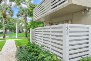 586 NW 97th Ave   586, Plantation, FL 33324 Sold 09/25/23