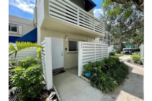 586 NW 97th Ave   586, Plantation, FL 33324 Sold 09/25/23