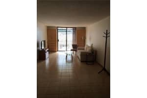 720  Collins Ave   208, Miami Beach, FL 33139 Sold 05/01/24