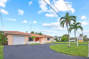 1732 NW 36th Ct, Oakland Park, FL 33309 Sold 09/26/23