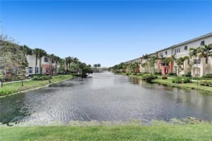 638 SW 1st Ave   638, Pompano Beach, FL 33060 Sold 10/31/23