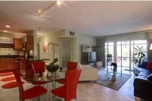 2990 NE 16th Ave   C203, Oakland Park, FL 33334 Sold 09/14/23