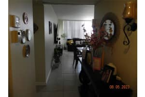 2771  Taft St   402, Hollywood, FL 33020 Sold 10/20/23