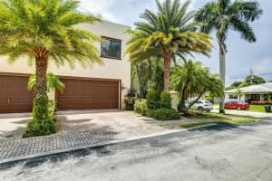 3231 SW 16th Ter, Fort Lauderdale, FL 33315 Sold 10/16/23