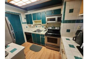 9531 W Mcnab Rd   208, Tamarac, FL 33321 Sold 10/18/23