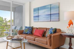 118 Royal Park Dr 3A, Oakland Park, FL 33309 Sold 09/15/23