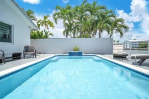 1117 NW 30th St, Wilton Manors, FL 33311 Sold 03/12/24