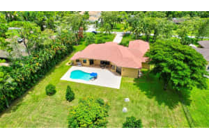 5915 NW 65th Ter, Parkland, FL 33067 Sold 12/29/23