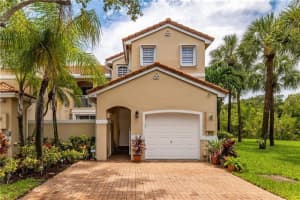 1375  Yellowheart Way   1375, Hollywood, FL 33019 Sold 09/29/23
