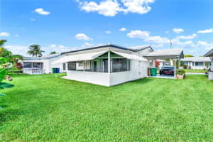 7422 NW 73RD AVE, Tamarac, FL 33321 Sold 10/10/23