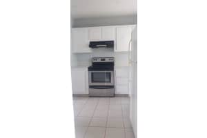 3050 E Sunrise Lakes Dr 409, Sunrise, FL 33322 Sold 10/24/23
