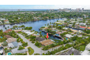 2200 NE 16th Ct, Fort Lauderdale, FL 33305 Sold 10/06/23