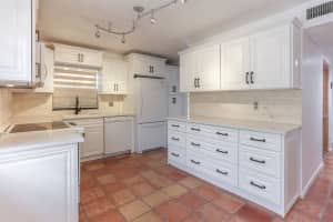 9013 Vineyard Lake Dr 9013, Plantation, FL 33324 Sold 12/06/23