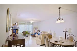 2571 Aragon Blvd 321, Sunrise, FL 33322 Sold 10/18/23