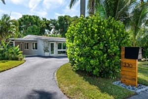 330 NW 3rd Ct, Boca Raton, FL 33432 Sold 08/30/23