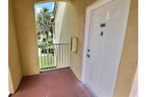 2620 S University Dr 214, Davie, FL 33328 Sold 09/25/23