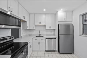 MLS# F10394703, Hollywood, Florida 33024