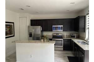 12145 Vaquero Trails Dr, Davie, FL 33325 Sold 11/22/23