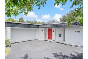 5611 Coco Palm Dr, Tamarac, FL 33319 Sold 10/12/23