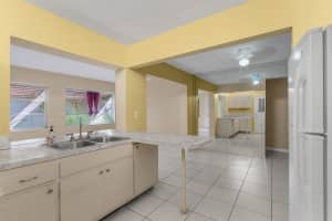 4709 NW 50th St, Tamarac, FL 33319 Sold 12/13/23