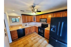 218 W Thorn Apple Ct Two, Royal Palm Beach, FL 33411 Sold 09/22/23