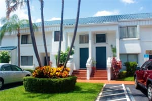 21300 San Simeon Way 4N, Miami, FL 33179 Sold 10/11/23