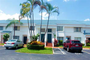 21300 San Simeon Way 4N, Miami, FL 33179 Sold 10/11/23