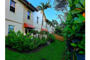 705 NE 43rd St 705, Oakland Park, FL 33334 Sold 10/02/23