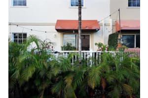 705 NE 43rd St 705, Oakland Park, FL 33334 Sold 10/02/23