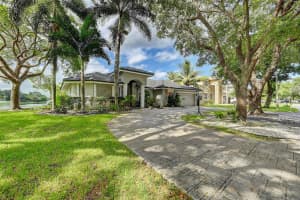 5797 NW 48th Ct, Coral Springs, FL 33067 Sold 10/27/23