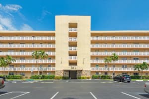 431 SE 3rd St 502, Dania Beach, FL 33004 Sold 11/13/23