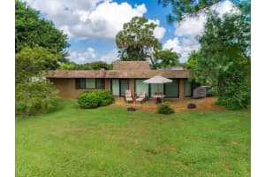 6003 Dogwood Cir, Tamarac, FL 33319 Sold 10/10/23